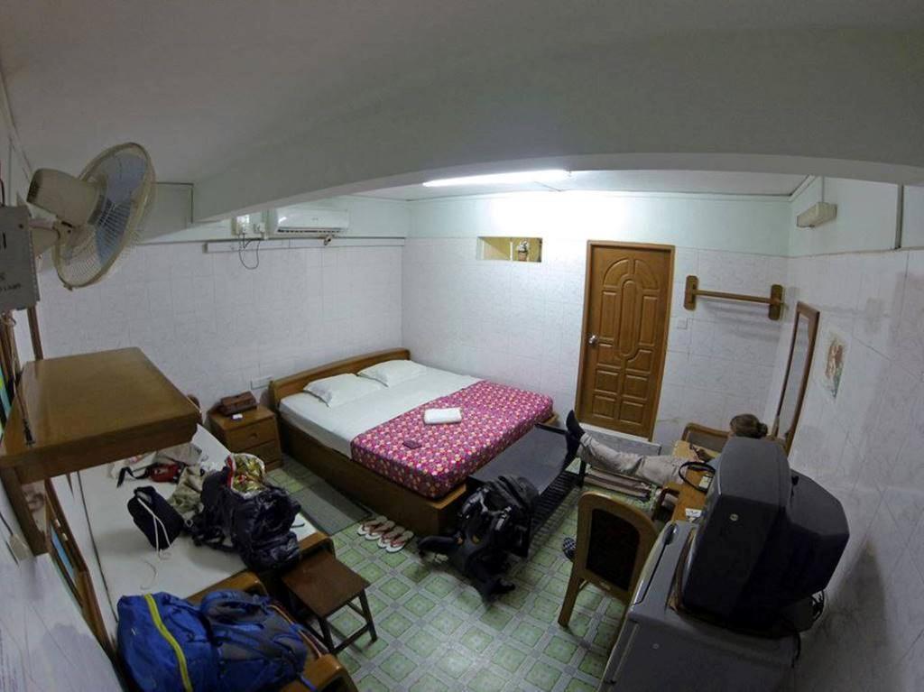 Chan Myae Guesthouse Yangon Exterior foto