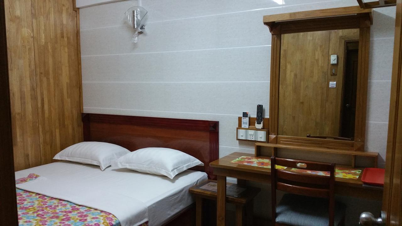 Chan Myae Guesthouse Yangon Exterior foto