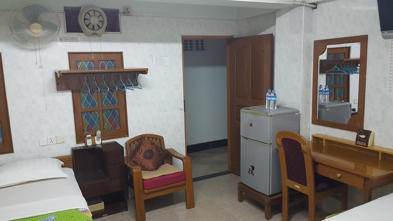 Chan Myae Guesthouse Yangon Exterior foto